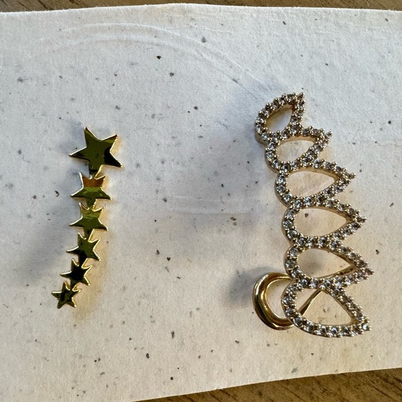 2 Gold Ear clips - Picture 1 of 2